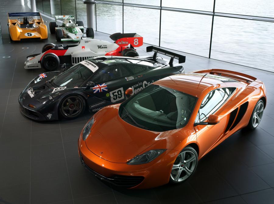  McLaren MP4-12C 2009 года  (фото 94 из 268)